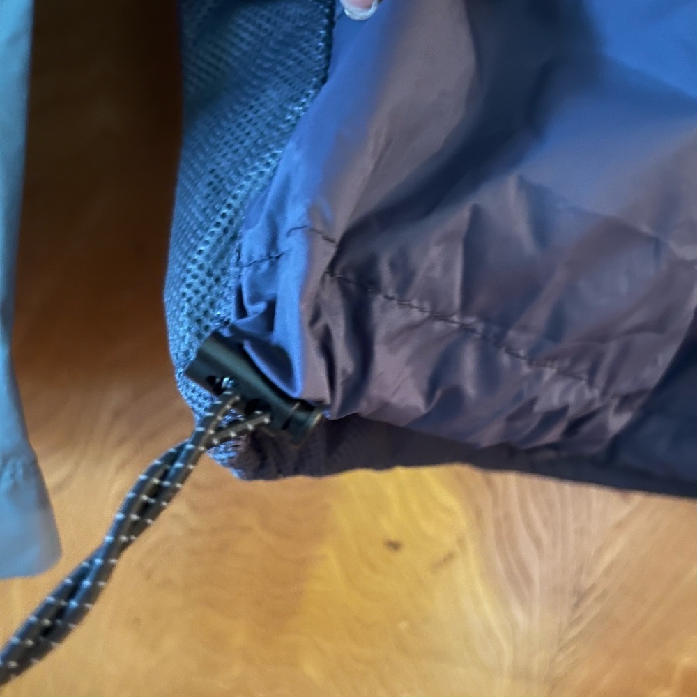 Ugg Lightweight Full Zip Jacket M - image 2